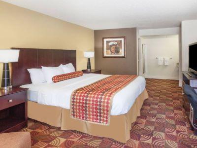 Quality Inn 2*